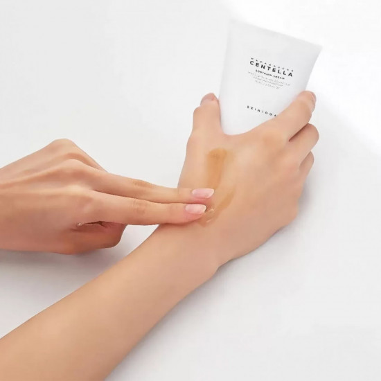 Крем для лица с центеллой охлаждающий защитный «Madagascar Centella Soothing Cream»