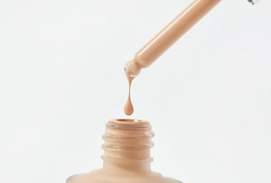 Тональный крем для лица «HD Liquid Coverage», оттенок 010 Light Beige