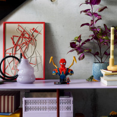 Конструктор Super Heroes 76326 Бюст железного Человека-паука. Iron Spider-Man Bust - Фото 7