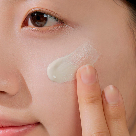 Крем для лица солнцезащитный SPF50+ PA++++ «Air-Fit Suncream Plus»
