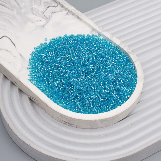 Бисер прозрачный с серебристым центром, цвет 67010