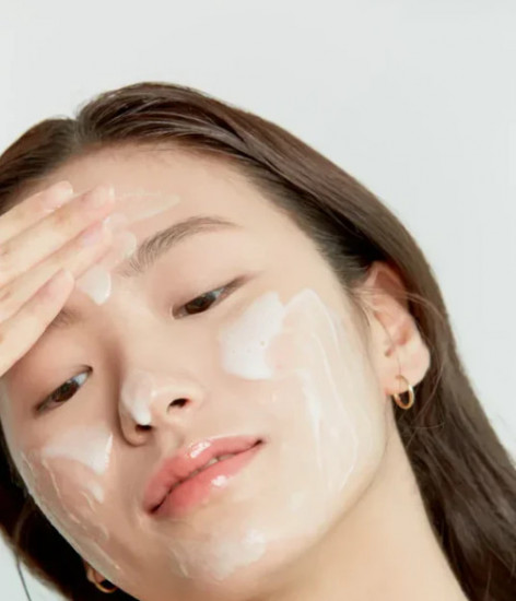 Нежный гель для умывания с киноа «Quinoa One-Step balanced Gel Cleanser»