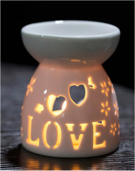 Аромалампа для эфирных масел «Love is...» - Фото 2
