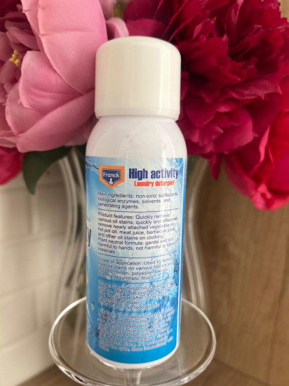 Спрей для удаления пятен на одежде