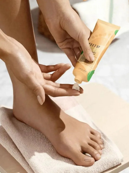 Освежающий крем для ног с дыней и мятой «Feet Up»