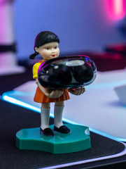 Фигурка-подставка для девайсов «Young-Hee» - Фото 15