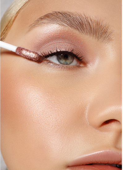 Жидкие тени для век «Satin Nude super stay», оттенок 204 Sunny Beige
