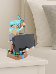 Фигурка-подставка для девайсов «Steve in Diamond Armour. Стив в алмазной броне» - Фото 10