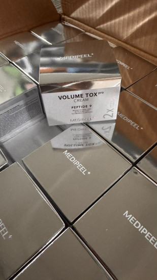 Омолаживающий крем с пептидами и эктоином «Peptide 9 Volume Tox Cream PRO»