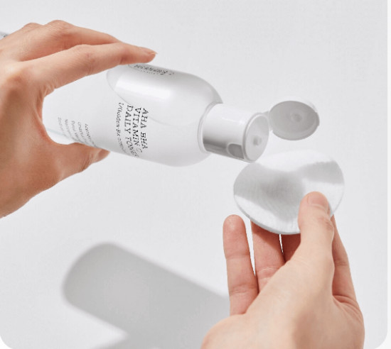 Тоник-эксфолиант для лица с витамином C и кислотами «AHA BHA Vitamin C Daily Toner»