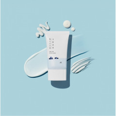 Солнцезащитный крем для проблемной кожи с морской водой SPF50+ PA++++ «1025 Dokdo Sunscreen» - Фото 7