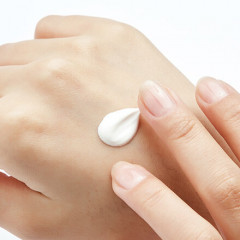 Солнцезащитный крем SPF50+PA++++ Everyday Mild Sunscreen - Фото 5