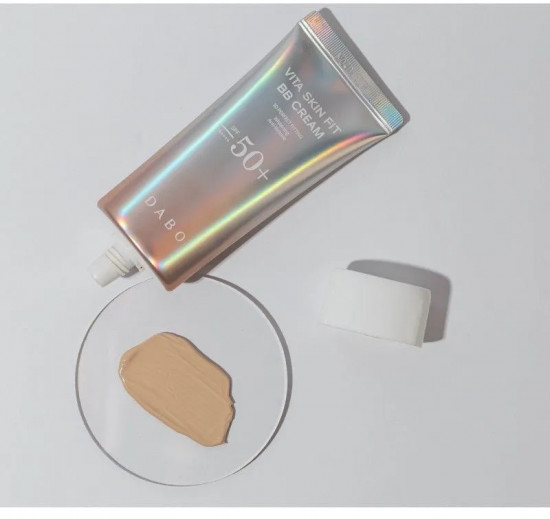 BB-крем для лица с светоотражающим эффектом «Vita Skin Fit BB Cream» SPF50+ PA++++, оттенок Натуральный бежевый