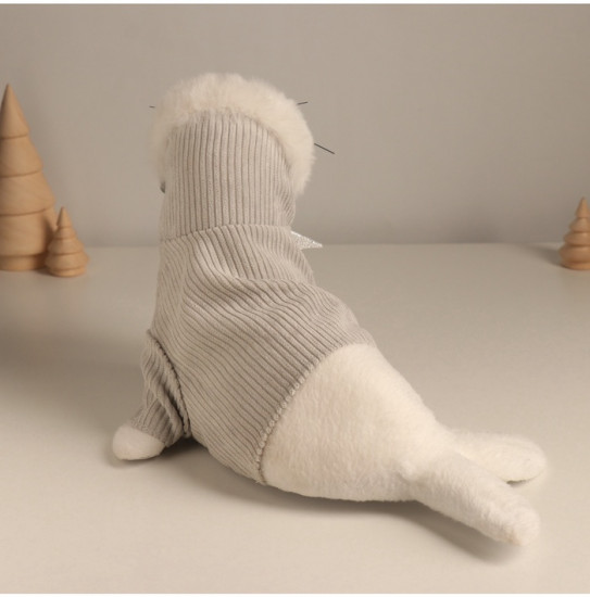 Фигурка «Белый тюлень в курточке с капюшоном»