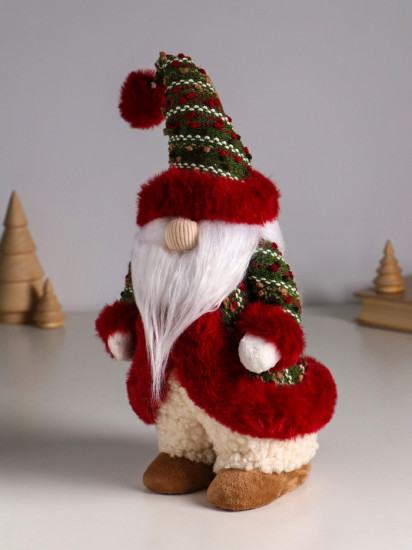 Фигурка «Дедушка Мороз в вязаном кафтане и колпаке»