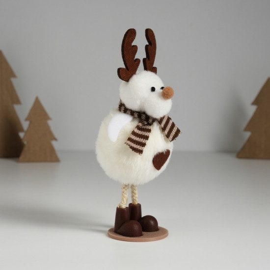 Фигурка «Олень с сердечком в шарфике»