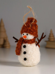 Фигурка «Снеговичок в рыжей шапке и шарфе» - Фото 3