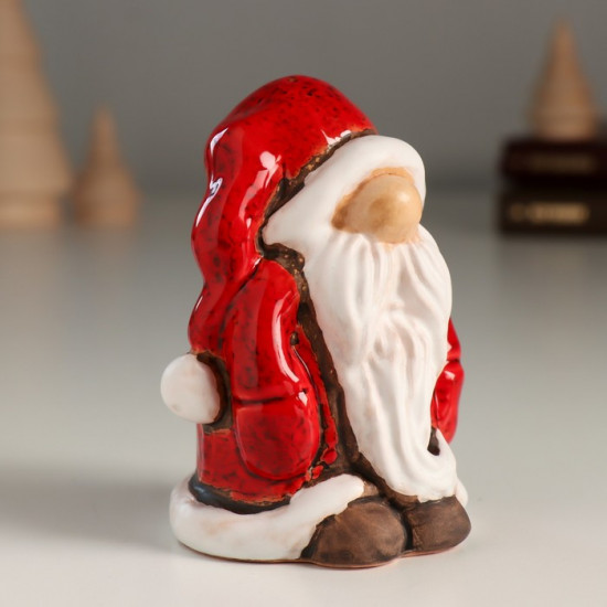 Фигурка «Дед Мороз в красном с большим носом»