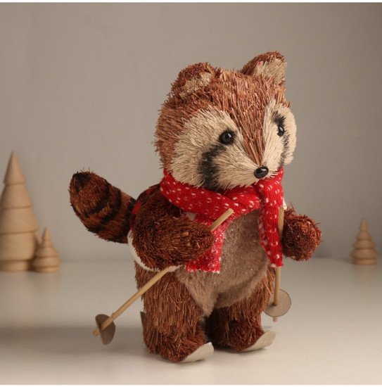 Фигурка новогодняя «Енот на лыжах»