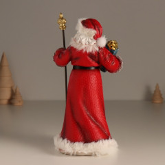 Фигурка «Дед Мороз в красной шубе, с посохом, с подарком» - Фото 3