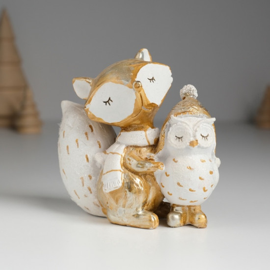 Фигурка «Лисёнок в шарфике с белой совой»