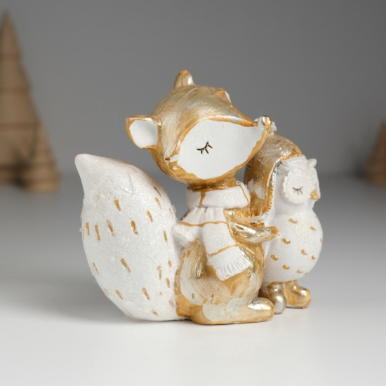 Фигурка «Лисёнок в шарфике с белой совой»