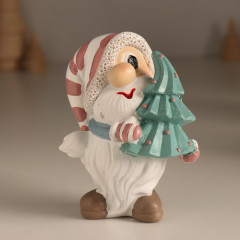 Фигурка «Новогодний гном с ёлкой в колпаке съехавшем на один глаз» - Фото 1