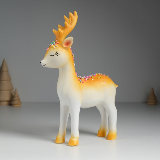 Фигурка «Олень с посыпкой и большими рогами»