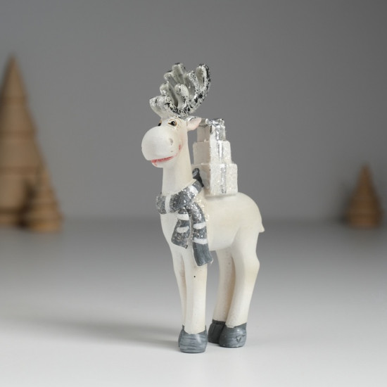 Фигурка «Олень с серебристыми рожками»
