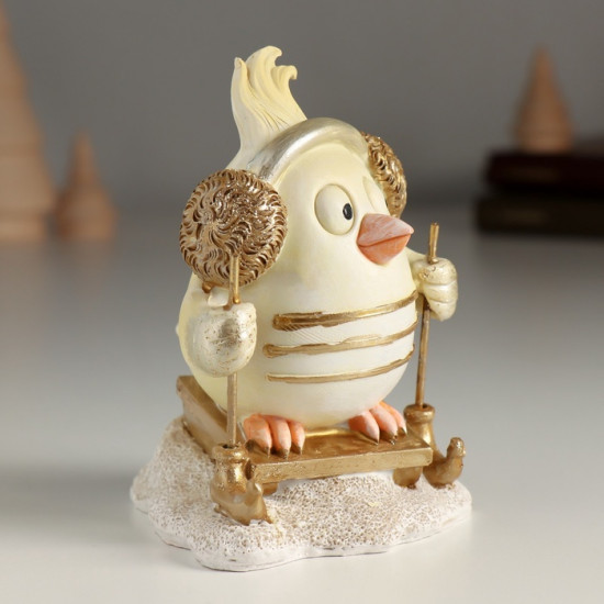 Фигурка «Птенчик с хохолком в наушниках»