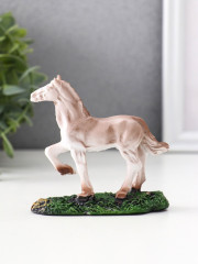 Фигурка «Серый конь на лугу» - Фото 3