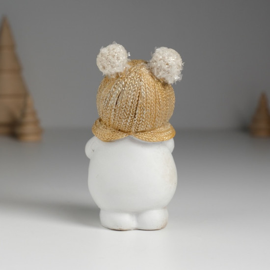Фигурка «Снеговик в шапке с помпошками»