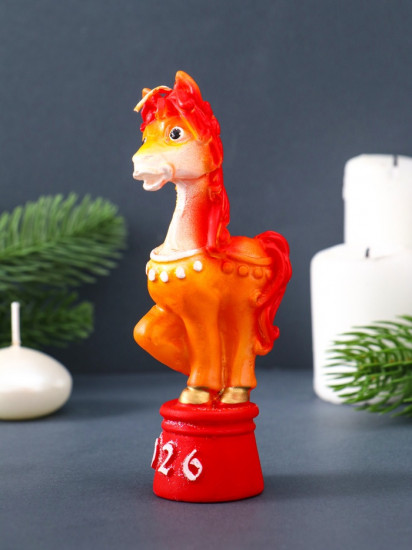 Свеча декоративная «Лошадка на тумбе»