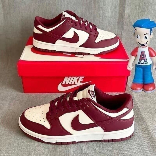 Кроссовки Nike