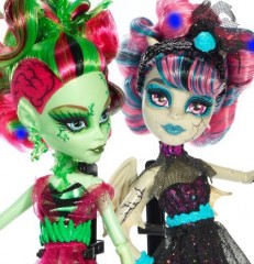 Куклы Венера и Рошель, серия "Зомби-вечеринка" - Фото 1