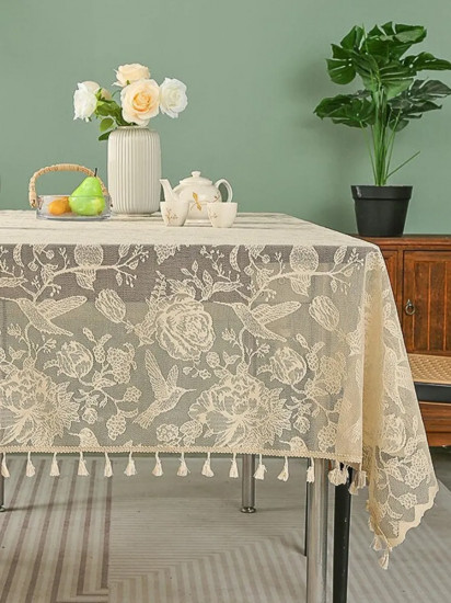 Скатерть кружевная