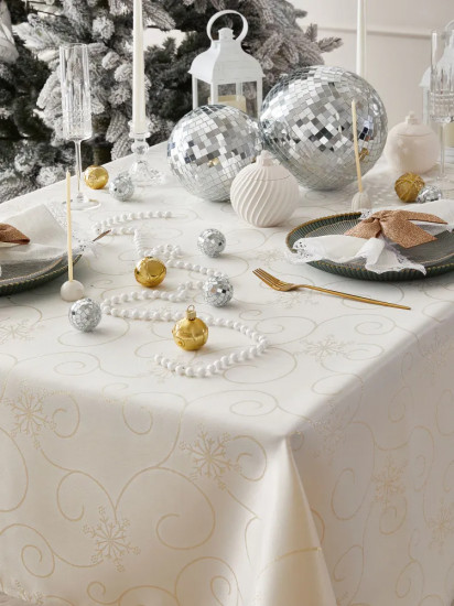 Скатерть «Cream winter»