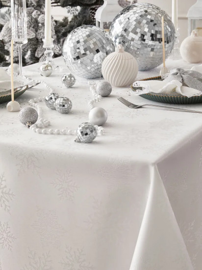 Скатерть «Silver Snowflake»