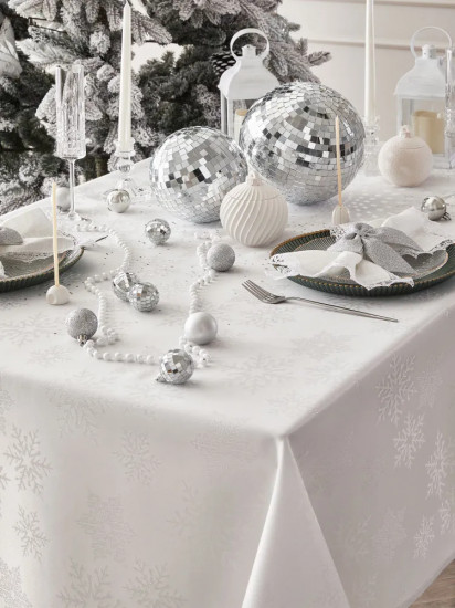 Скатерть «Silver Snowflake»