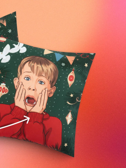 Подушка декоративная «Home alone»