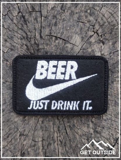Шеврон «Beer. Just drink it. Пиво — просто пей»