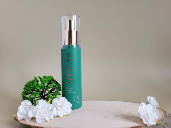 Крем для области вокруг глаз «Pro-Age Lifting Eye Cream»