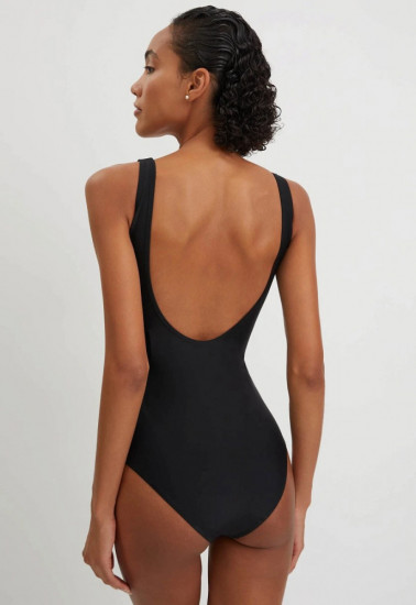 Купальник слитный женский