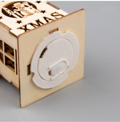 Игрушка ёлочная «Домик со снеговиком» - Фото 5