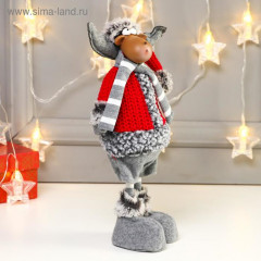 Кукла интерьерная текстильная «Лосик в красной шубке и колпаке» - Фото 2