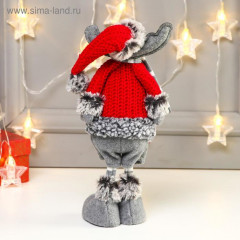 Кукла интерьерная текстильная «Лосик в красной шубке и колпаке» - Фото 4