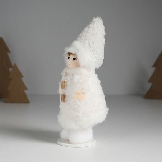 Кукла интерьерная текстильная «Малышка в барашковой шубке»