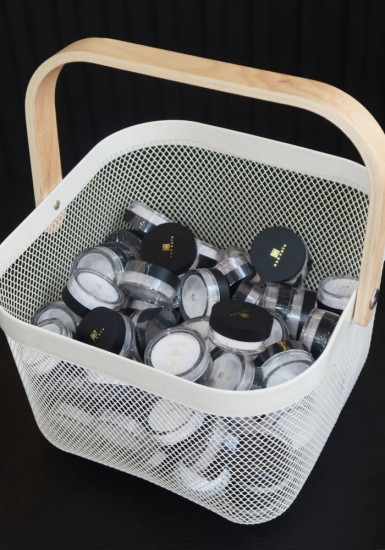 Мини-набор компактных пудр, оттенки V1 и V2