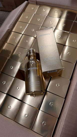 Премиальная лифтинг-эссенция для лица с экстрактом камелии «Premium Golden Camellia Wrinkle Essence»