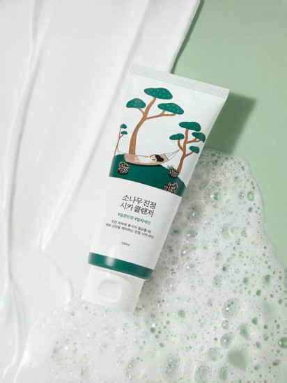Пенка для лица с экстрактом сосны и центеллы очищающая «Pine Calming Cica Cleanser»